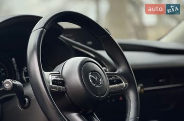 Седан Mazda 3 2018 в Николаеве