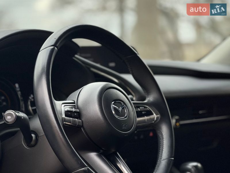 Седан Mazda 3 2018 в Николаеве