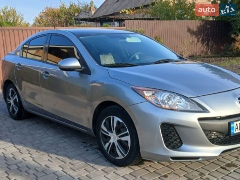 Седан Mazda 3 2013 в Запорожье фото Седан Mazda 3 2013 в Запорожье