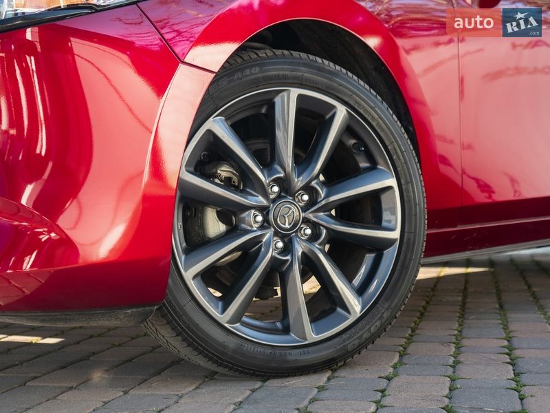Хэтчбек Mazda 3 2025 в Киеве