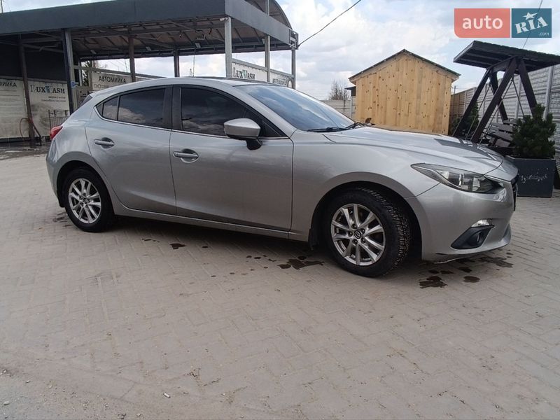 Хэтчбек Mazda 3 2014 в Косове