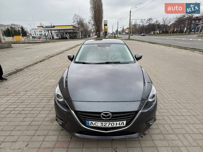 Mazda 3 2015