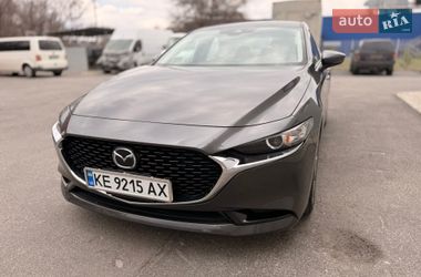 Седан Mazda 3 2018 в Дніпрі