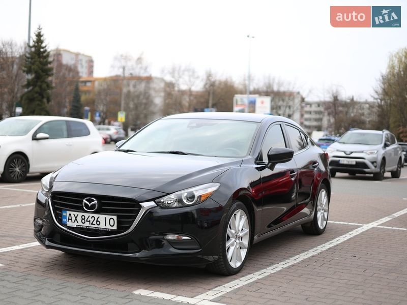 Седан Mazda 3 2017 в Львові