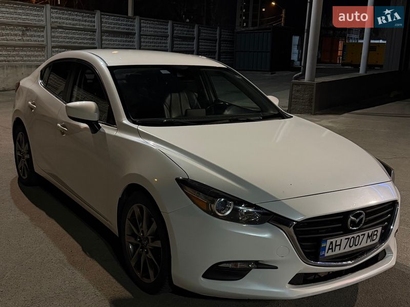 Mazda 3 2018