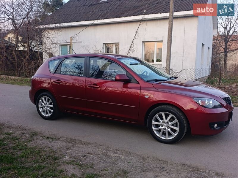 Хэтчбек Mazda 3 2008 в Луцке
