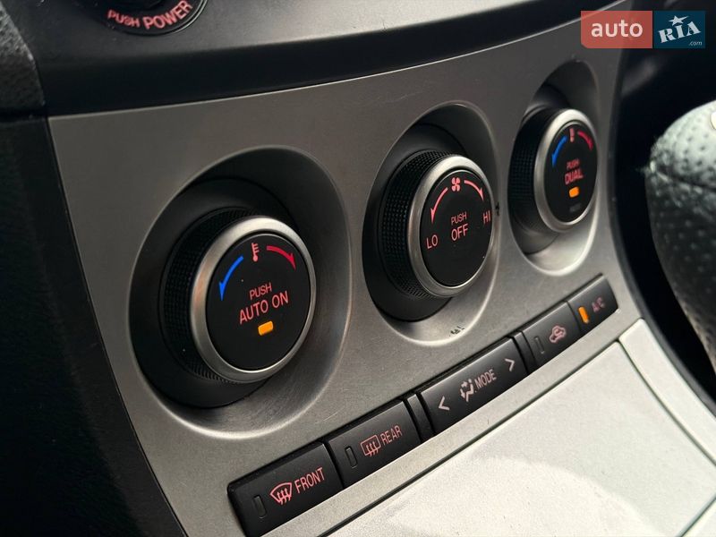 Хэтчбек Mazda 3 2010 в Кривом Роге