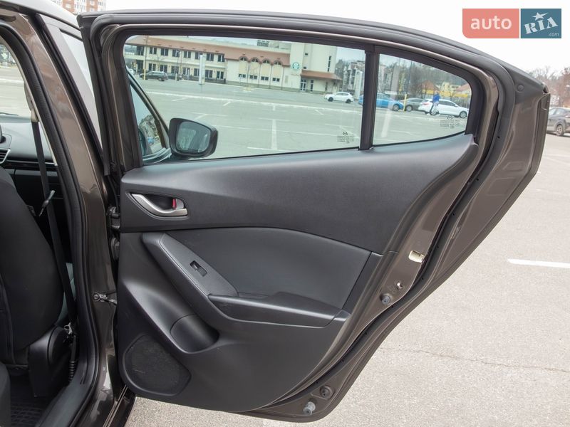 Седан Mazda 3 2013 в Києві