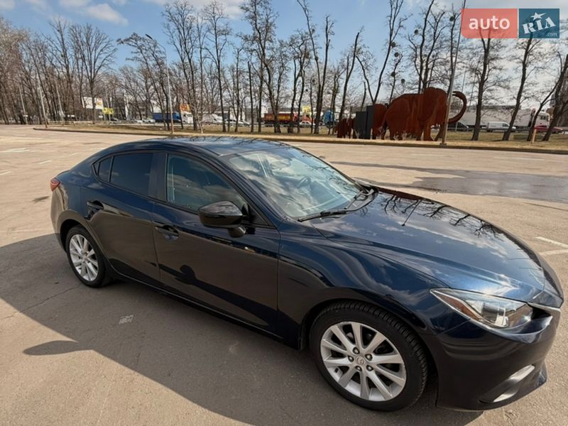 Седан Mazda 3 2014 в Киеве