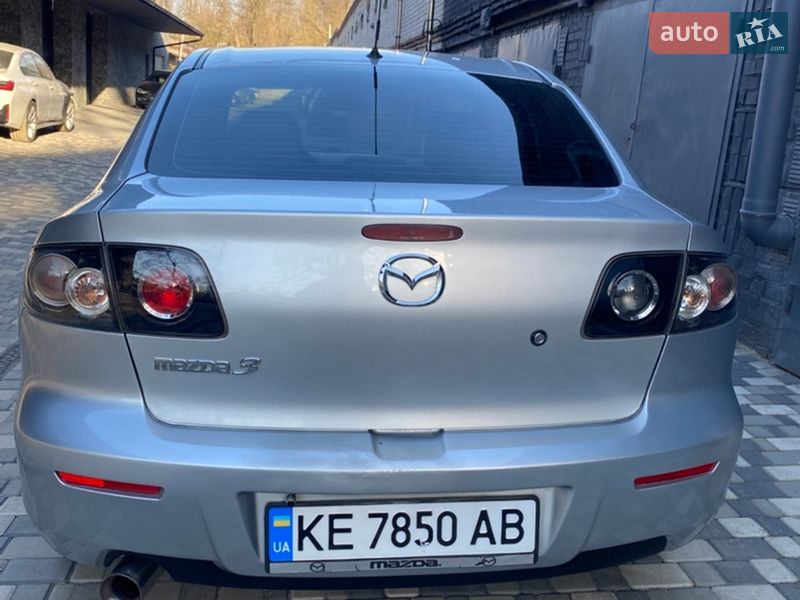 Седан Mazda 3 2007 в Дніпрі