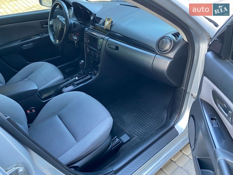 Седан Mazda 3 2007 в Дніпрі