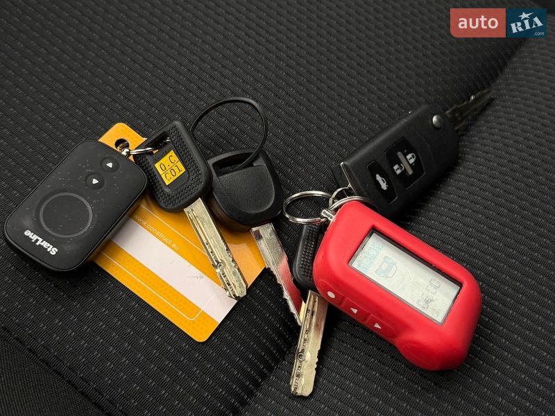 Седан Mazda 3 2011 в Киеве фото 58 Седан Mazda 3 2011 в Киеве