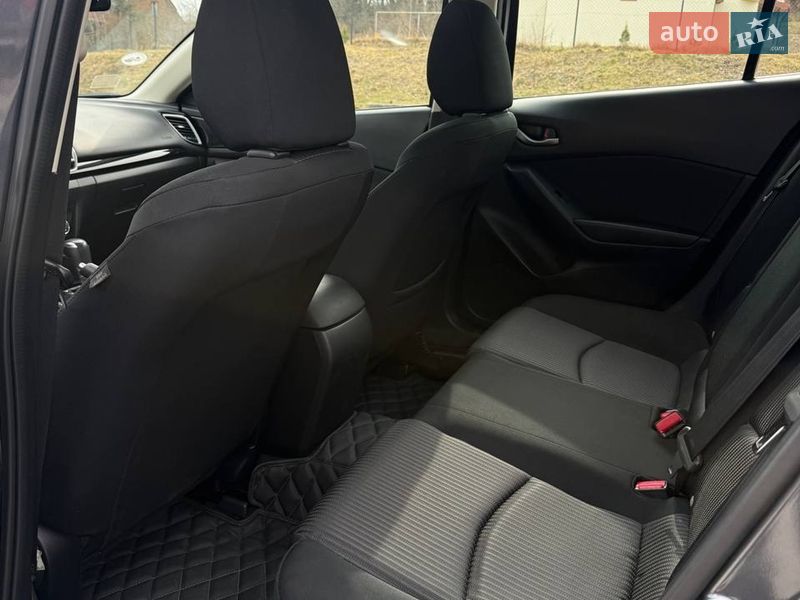 Седан Mazda 3 2016 в Львове фото 24 Седан Mazda 3 2016 в Львове