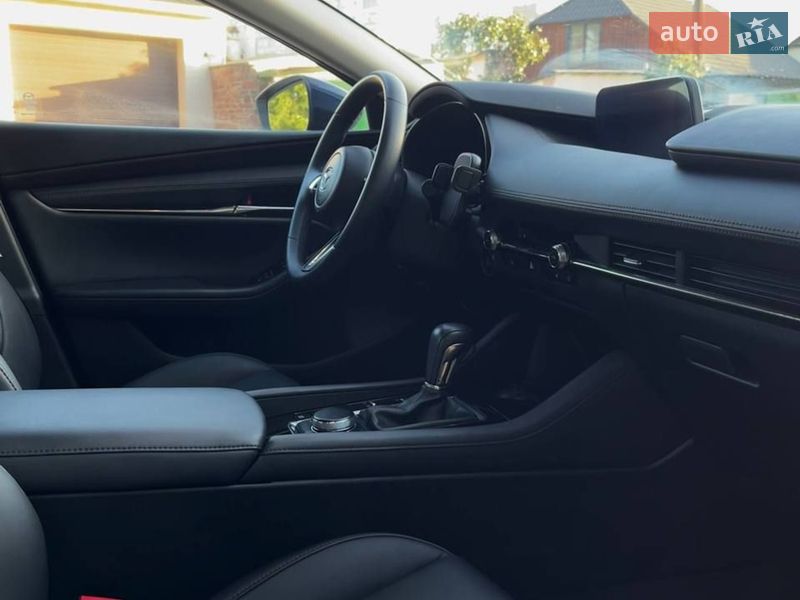 Седан Mazda 3 2024 в Киеве фото 15 Седан Mazda 3 2024 в Киеве