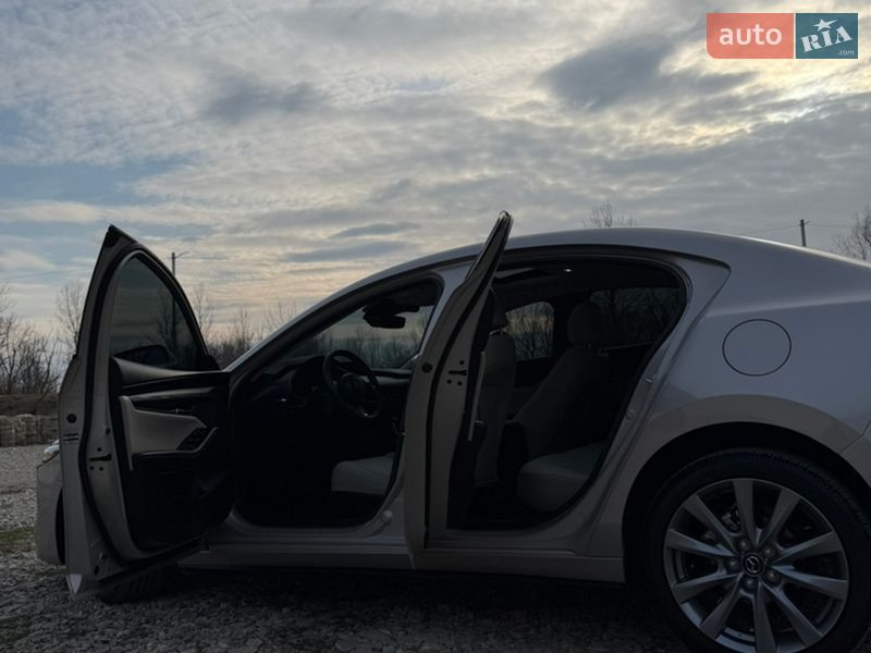 Седан Mazda 3 2024 в Коломые фото 18 Седан Mazda 3 2024 в Коломые