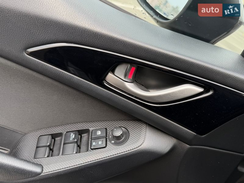 Хетчбек Mazda 3 2013 в Києві фото 5 Хетчбек Mazda 3 2013 в Києві