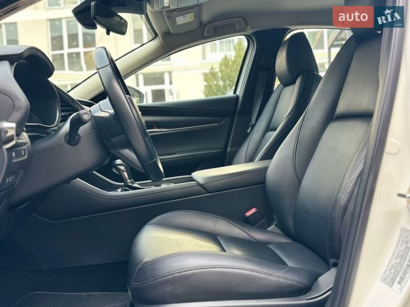 Седан Mazda 3 2020 в Києві