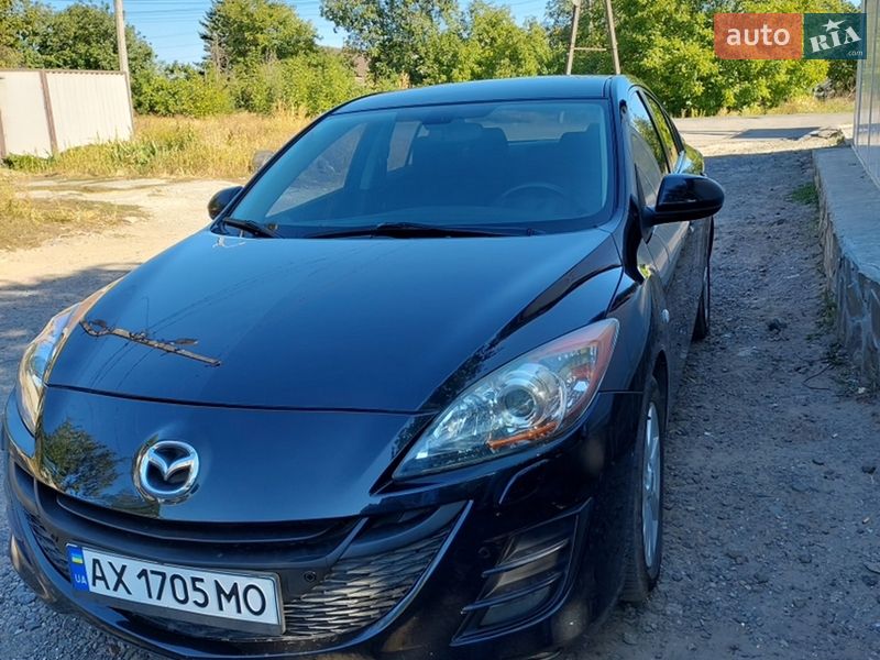Седан Mazda 3 2010 в Краматорске
