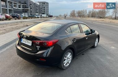Седан Mazda 3 2015 в Черкассах