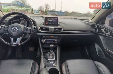 Седан Mazda 3 2013 в Днепре