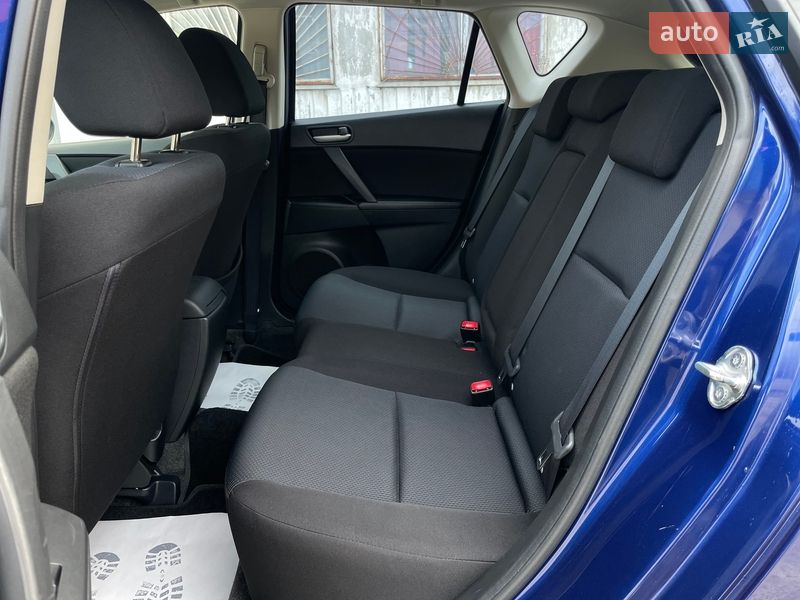 Хэтчбек Mazda 3 2009 в Киеве