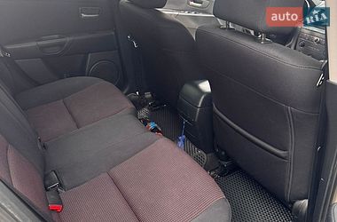 Седан Mazda 3 2005 в Дніпрі