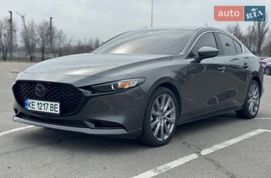 Седан Mazda 3 2022 в Дніпрі
