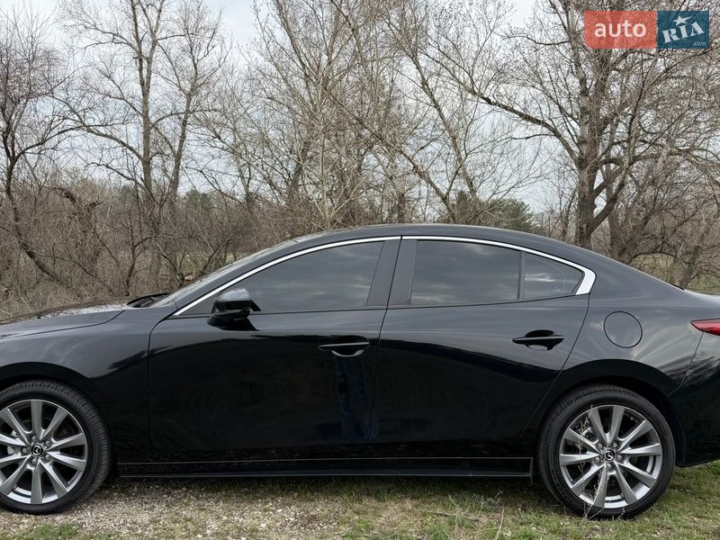 Седан Mazda 3 2024 в Днепре