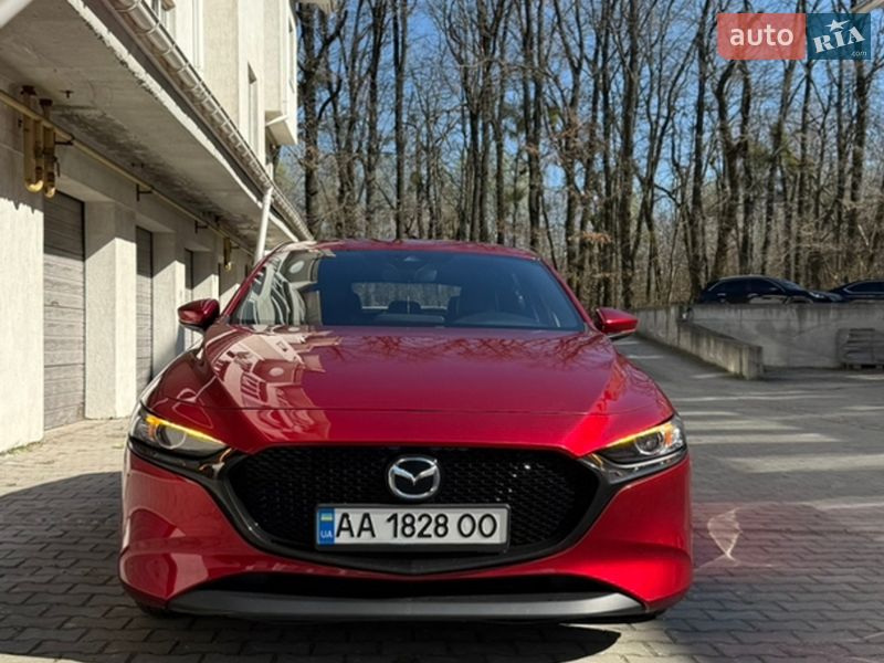 Mazda 3 2019