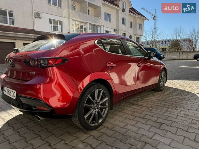 Хэтчбек Mazda 3 2019 в Киеве