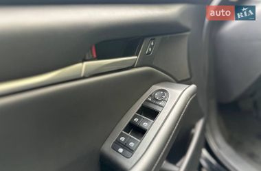 Седан Mazda 3 2021 в Николаеве