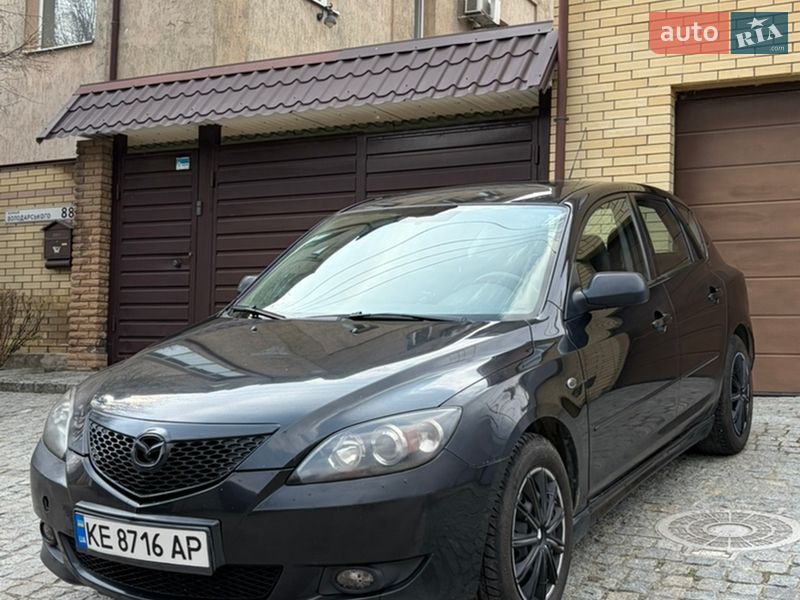 Хэтчбек Mazda 3 2004 в Днепре