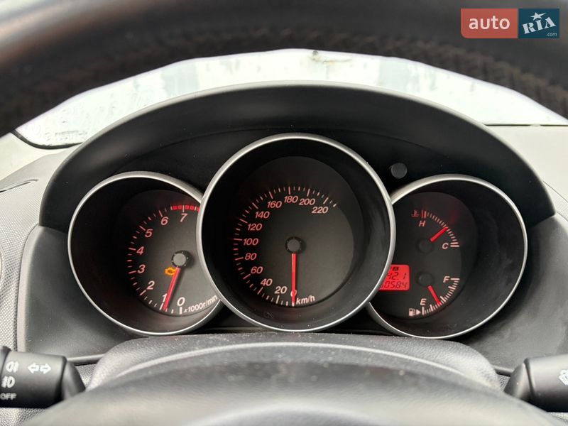Хэтчбек Mazda 3 2004 в Днепре
