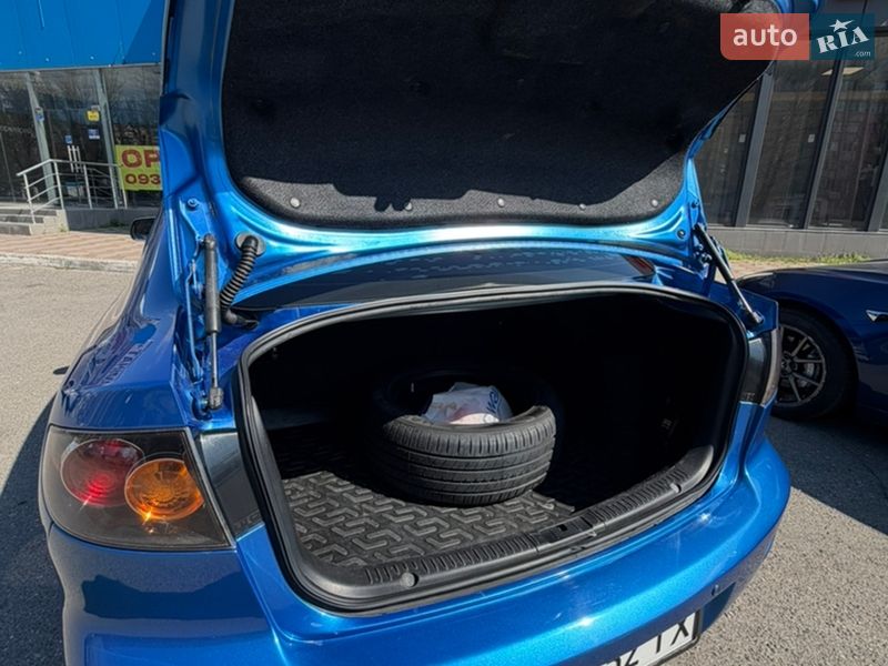 Седан Mazda 3 2006 в Одесі