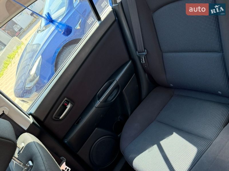 Седан Mazda 3 2006 в Одесі