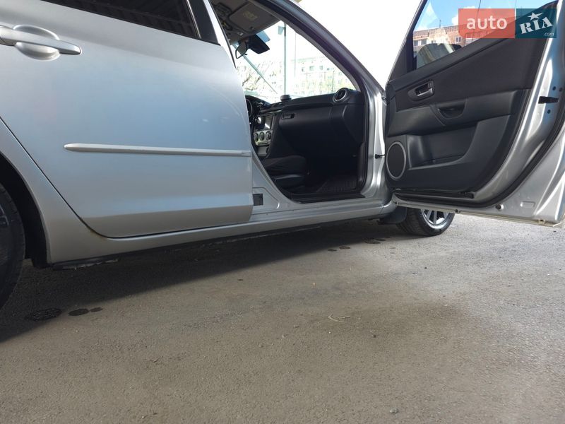 Хетчбек Mazda 3 2007 в Дніпрі