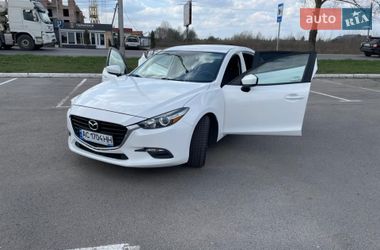 Седан Mazda 3 2017 в Камені-Каширському
