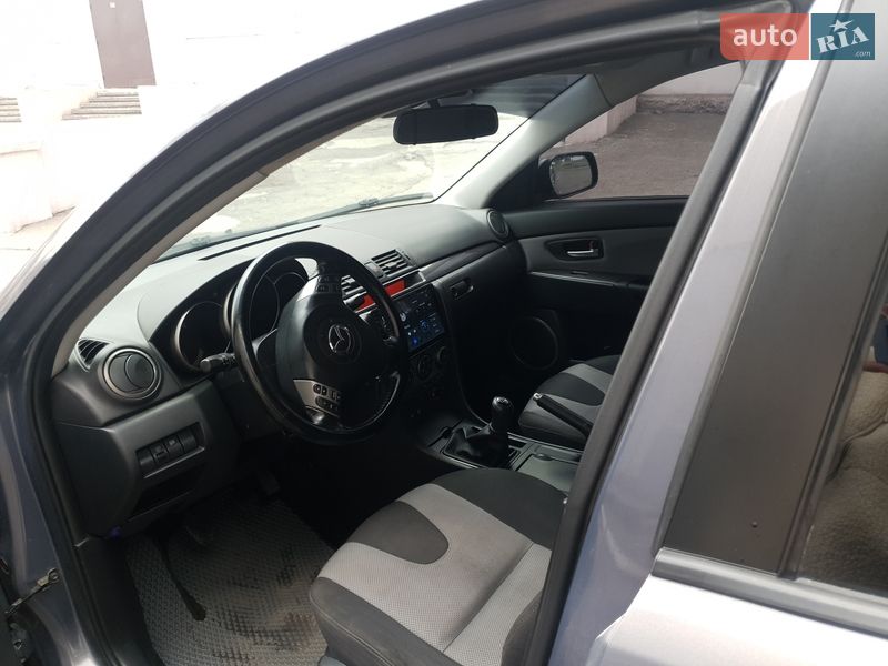 Седан Mazda 3 2007 в Кам'янському