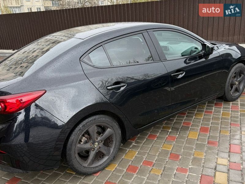 Седан Mazda 3 2014 в Кременчуге