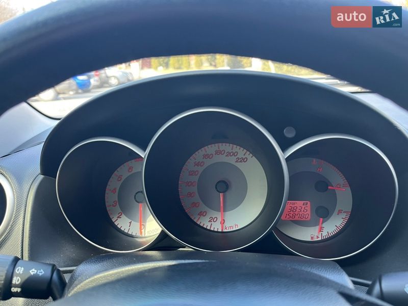 Хетчбек Mazda 3 2008 в Чернівцях