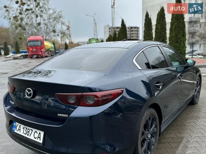 Седан Mazda 3 2019 в Житомире