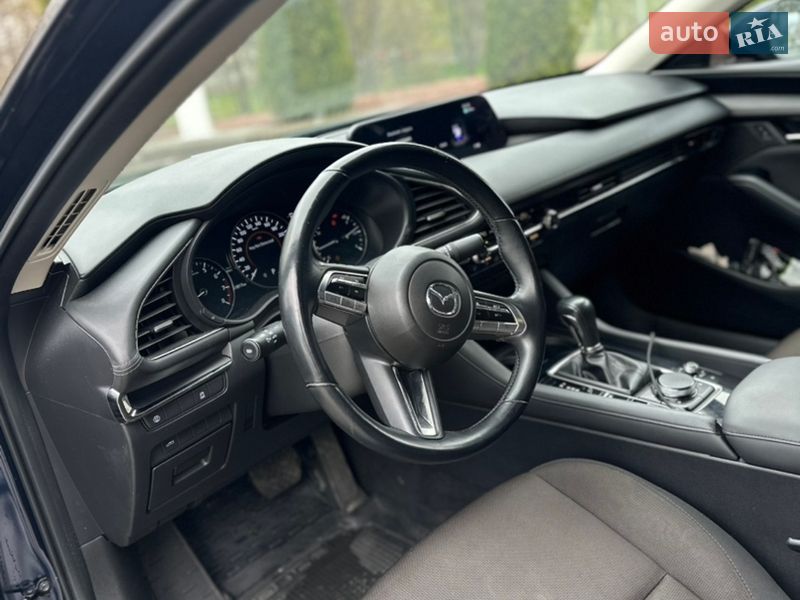 Седан Mazda 3 2019 в Житомире