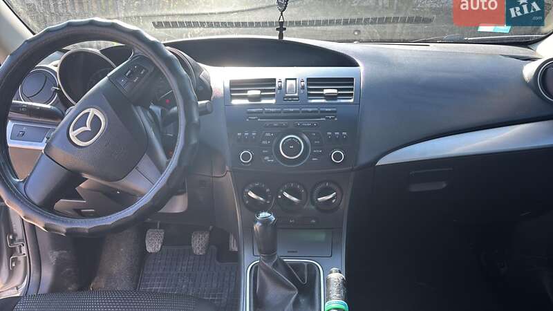 Хэтчбек Mazda 3 2012 в Жмеринке