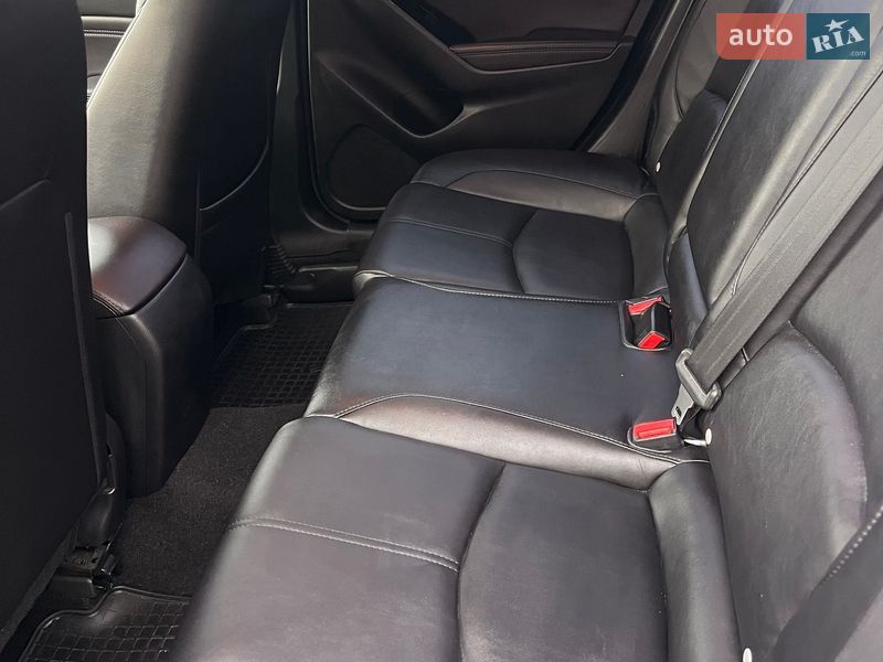 Седан Mazda 3 2016 в Запорожье