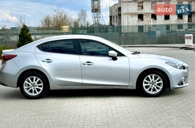 Седан Mazda 3 2016 в Харкові