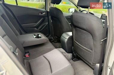 Седан Mazda 3 2016 в Харкові