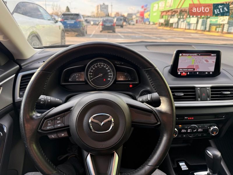 Седан Mazda 3 2017 в Харькове