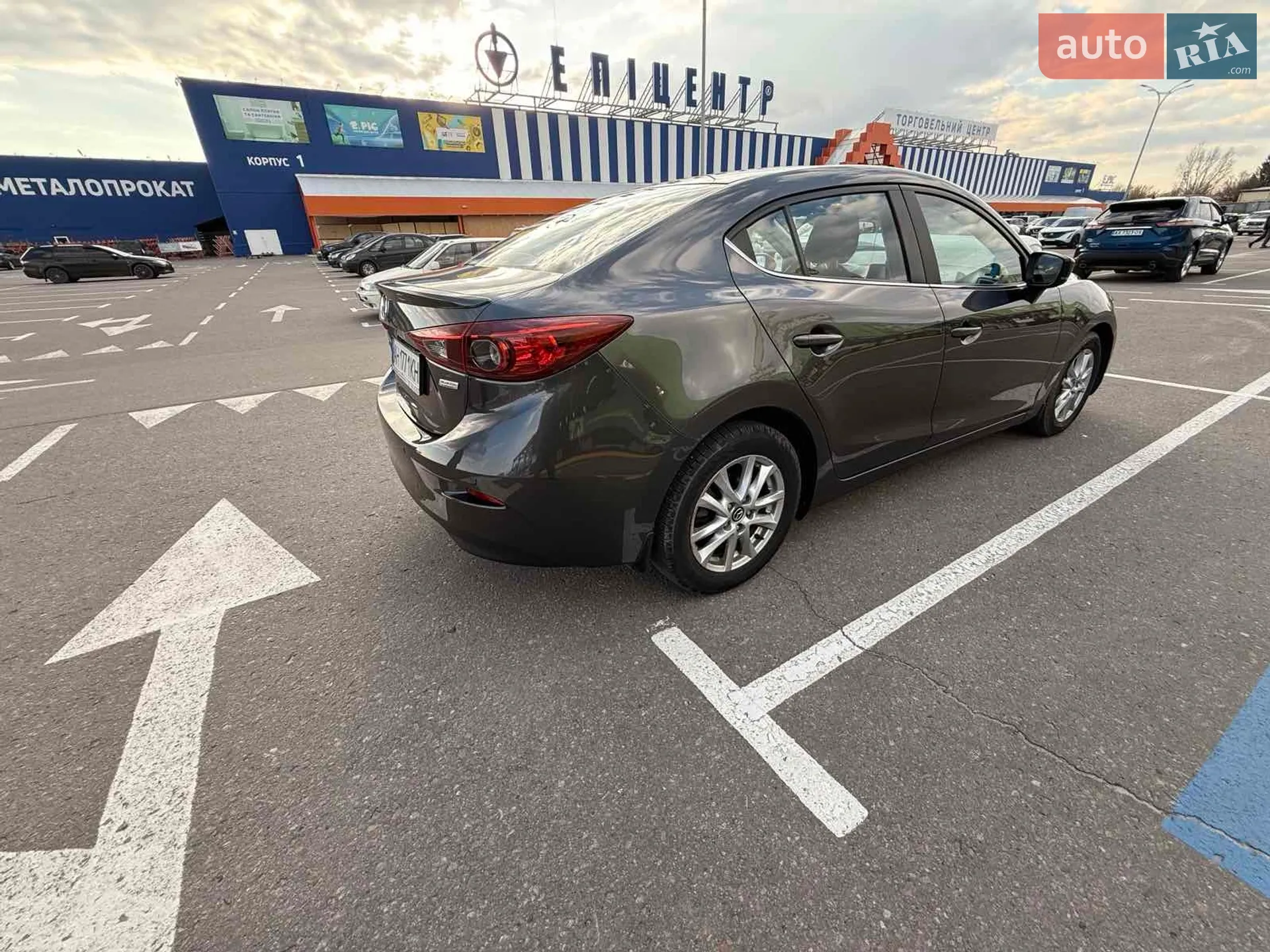2017 Mazda 3 - мініатюра 18