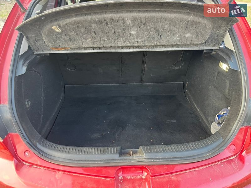 Хэтчбек Mazda 3 2005 в Житомире