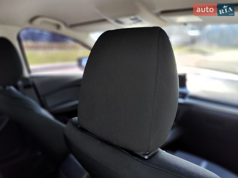 Седан Mazda 3 2017 в Киеве